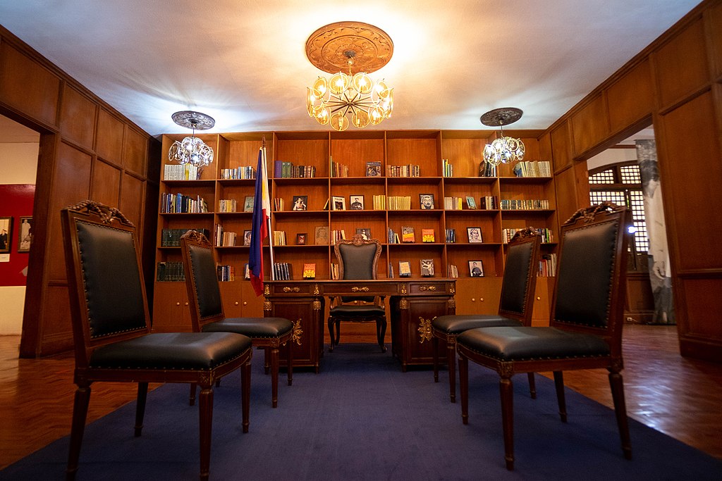 Malacanang_of_the_North3