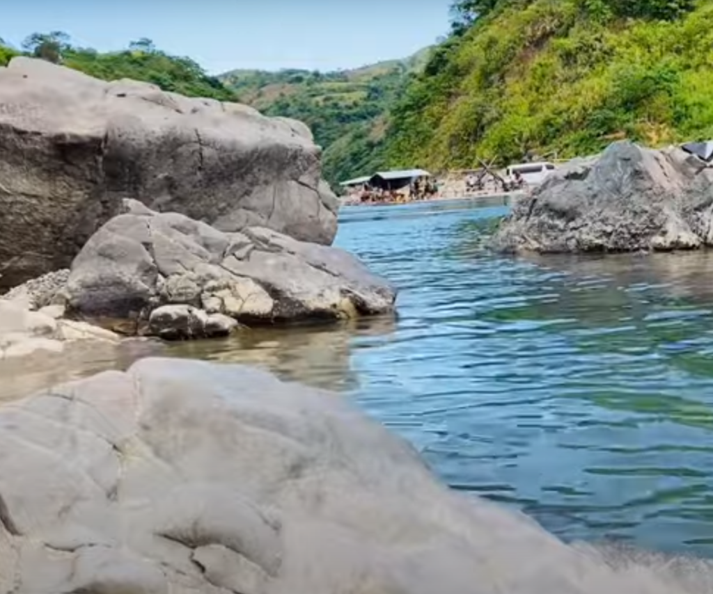 Abuan River10
