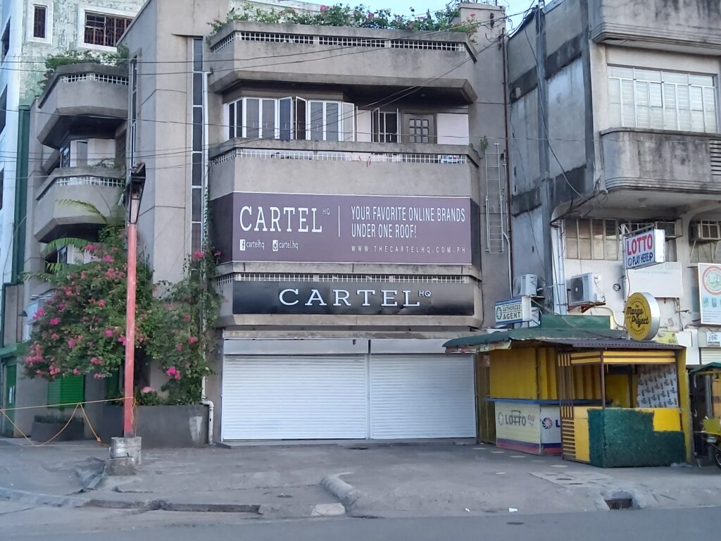 Cartel HQ Santiago